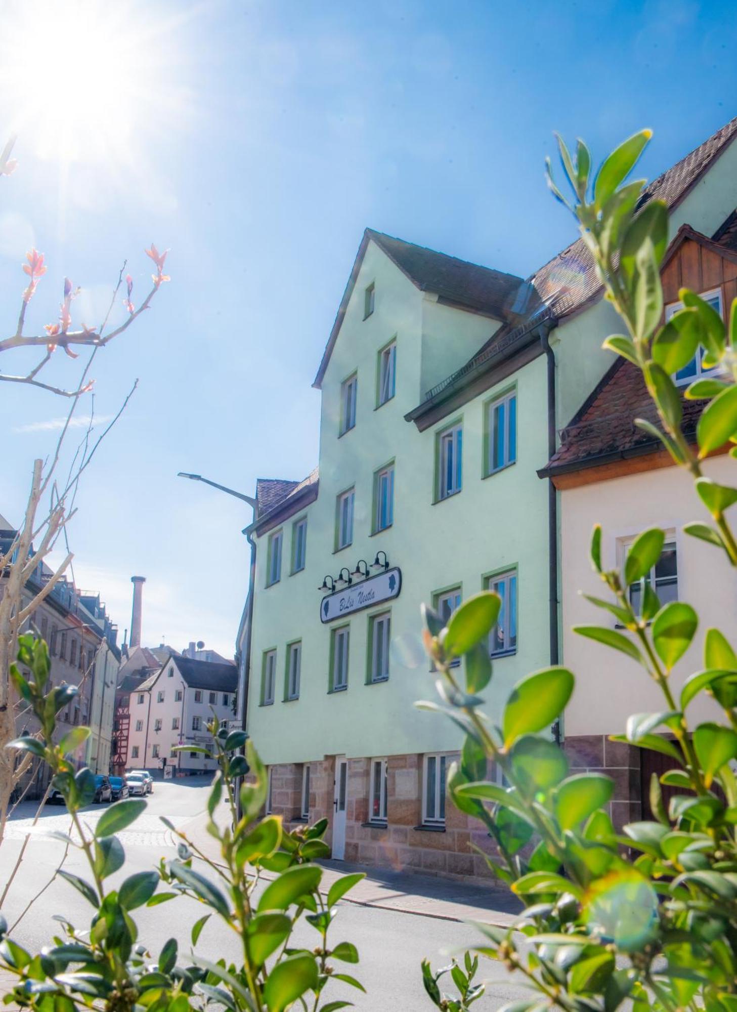 Haus99 Budget Pension & Apartments Fürth Eksteriør bilde