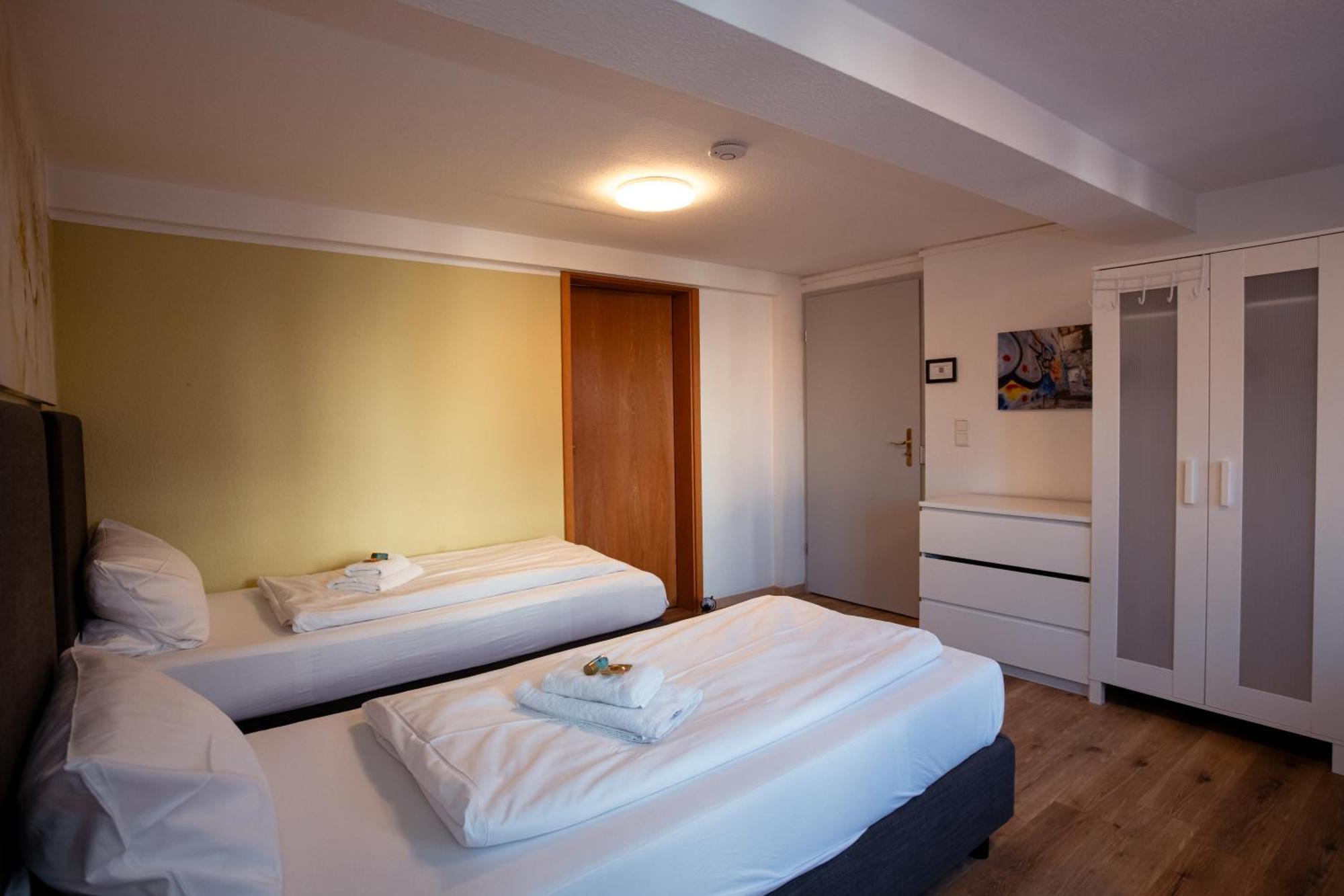 Haus99 Budget Pension & Apartments Fürth Eksteriør bilde