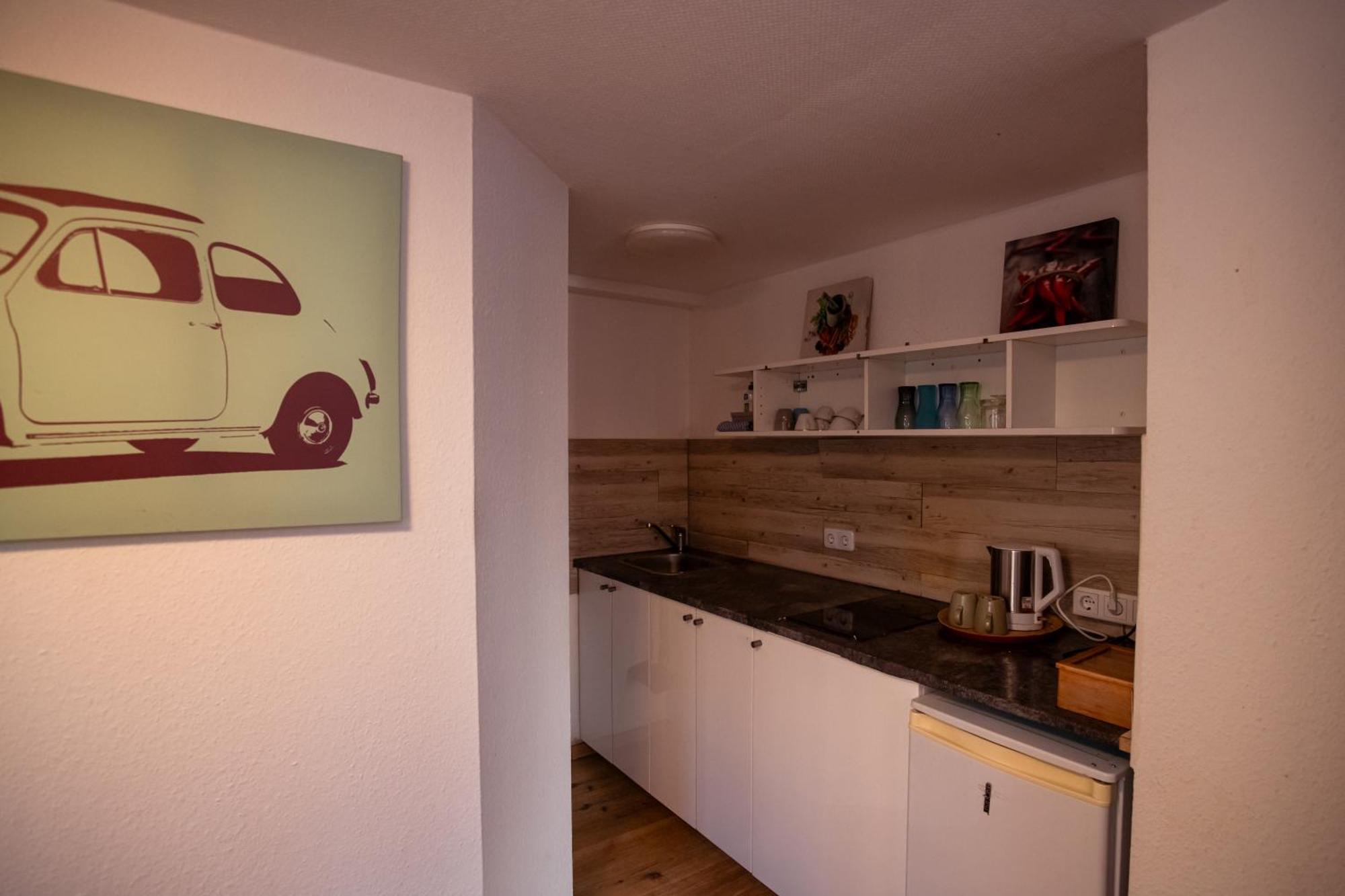 Haus99 Budget Pension & Apartments Fürth Eksteriør bilde